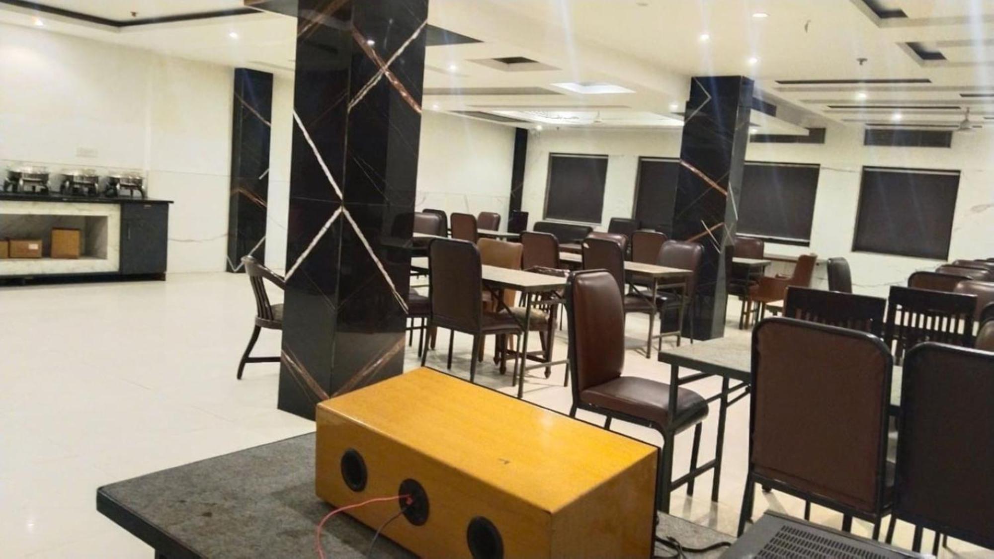 Hotel Aero Star By Star Group New Delhi Luaran gambar